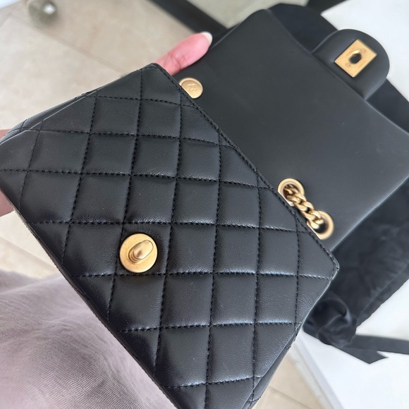 CHANEL 2023 Mini Sweet Camellia Flap Bag NEW PRISTINE CONDITION - Picture 4 of 14